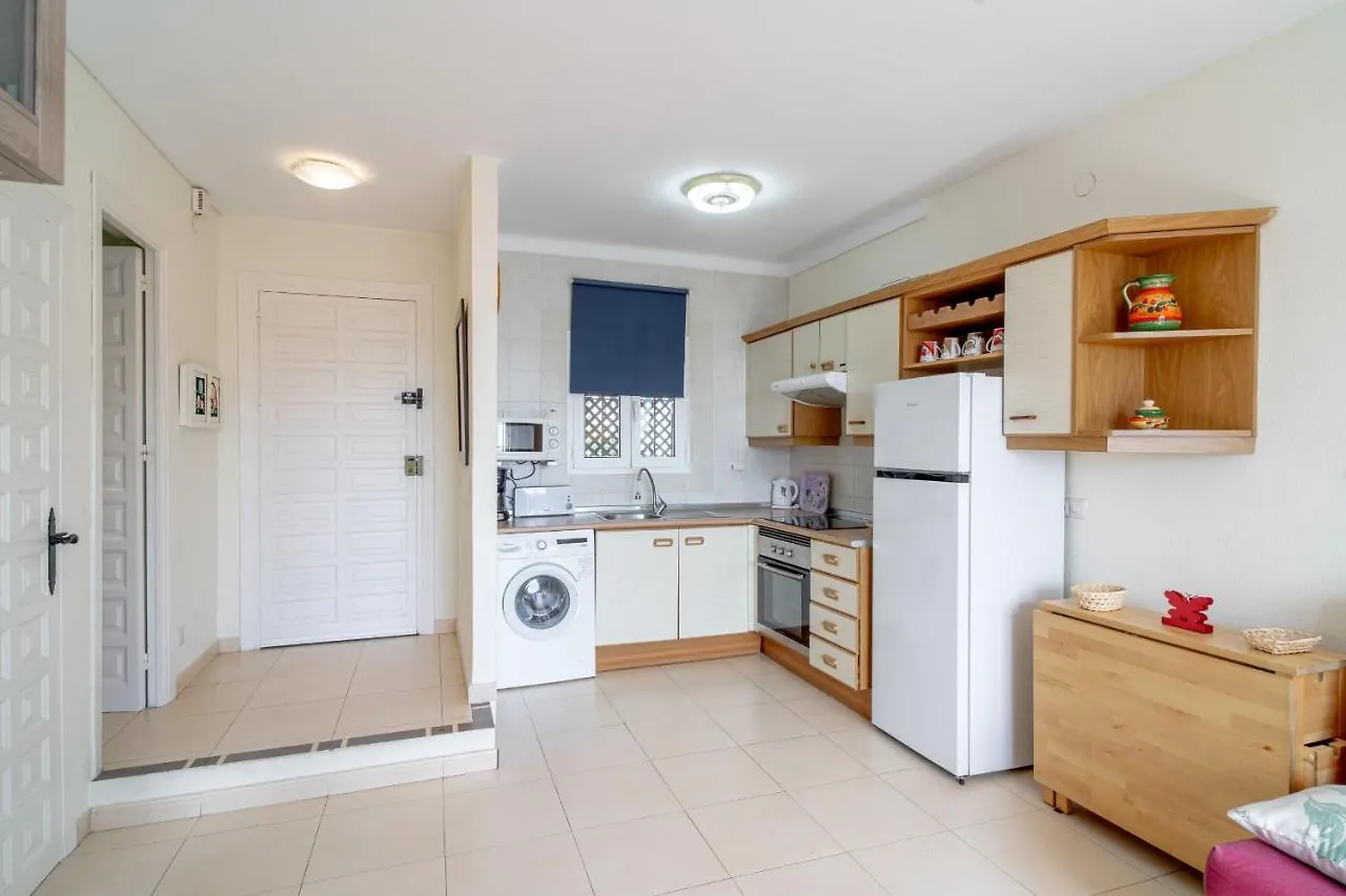 Verano Azul 54 Casasol Apartments نيرخا 0*,  إسبانيا